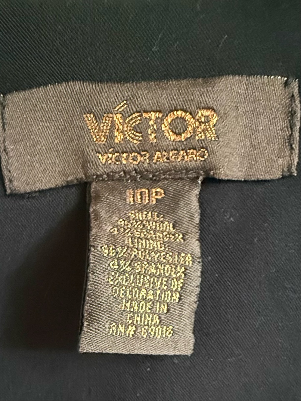 Victor -Harness like black vest cropped with Button Front - Picture 4 of 6